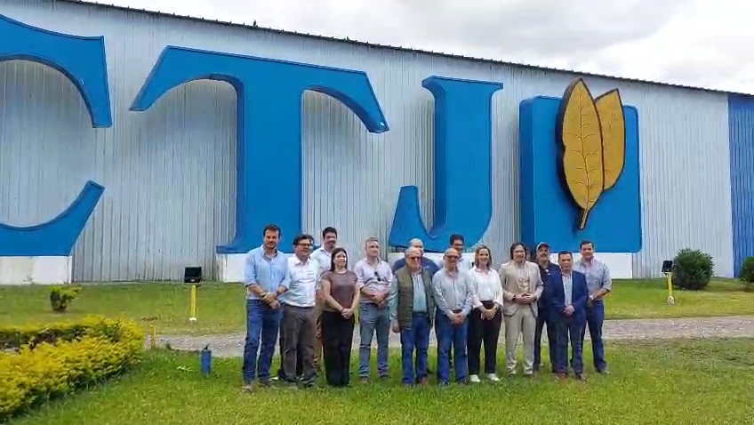 Integrantes de la Mesa de Enlace visitaron la Cooperativa de Productores Tabacaleros de Jujuy