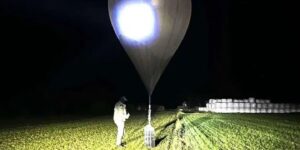 Lituania cierra su frontera con Bielorrusia por contrabando de tabaco con globos