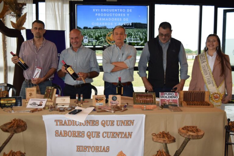 Interventor del IPT subraya valor agregado del tabaco a través del armado de cigarros