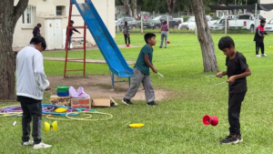 Brazos Abiertos: El Arte Tradicional como Herramienta de Contención en el Sector Tabacalero