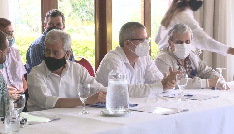 Primera reunión entre la dirigencia tabacalera de Salta y Jujuy 4